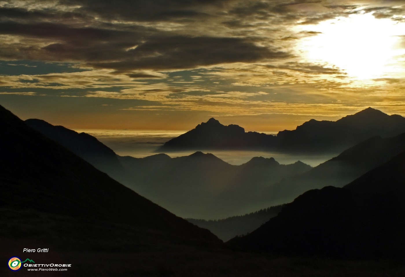 93 Splendido tramonto verso le Grigne.JPG